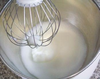 Italian Meringue Rings Homebakes You will Need 60g Egg White 60mls