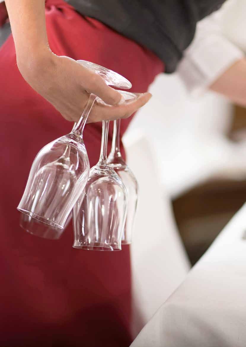 That certain something extra: sparkling washing up. Brilliant crockery, shining glasses and glittering cutlery are essential for making a good impression in any catering establishment.