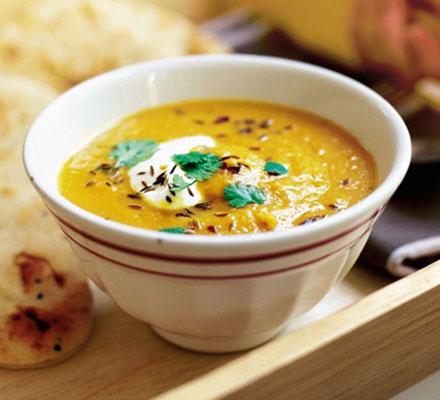 Spiced carrot & lentil soup Serves 4 Ingredients: 2 teaspoons of cumin seeds Pinch of chilli flakes 600g of carrots,
