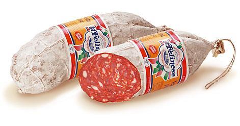 Strong taste, but at the same time delicate. Sold by unit APP 2.5/3kg Code: 1LFSALFINOCCHIO Salame Nostrano Meaning our own.