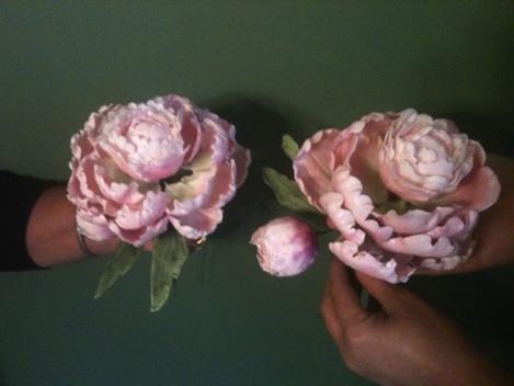 Enrollment Information: SugarPaste Peony and Rosebud created by students. Fees: Please note, fees for all courses are due 5 (FIVE) business days before the start date.