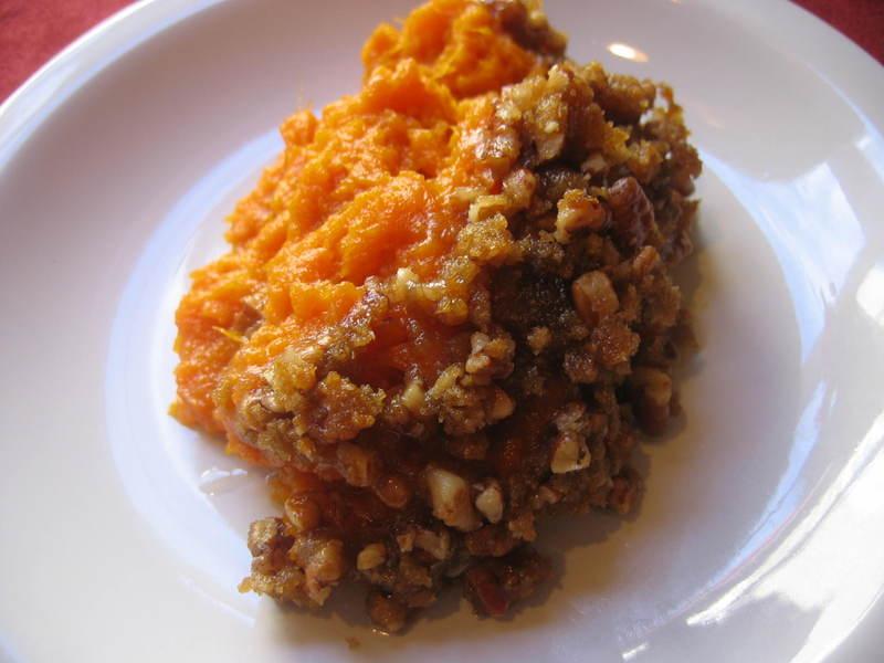 SWEET POTATO CASSEROLE 2 POUNDS SWEET POTATOES 1/8 CUP MAPLE SYRUP (or brown sugar) 2 EGGS 1/4 TEASPOON VANILLA EXTRACT 1/2 CUP MILK (1%) For the topping: 1/4 CUP BROWN SUGAR 1/4 CUP FLOUR 1/2