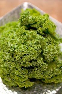 Introduction Veggies 101: All About Kale Kale is often considered one of the world s healthiest foods.
