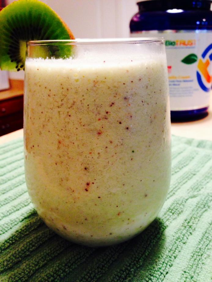 Clean Breeze Smoothie ½ Cucumber, peeled and sliced 1 scoop Vanilla Protein Powder