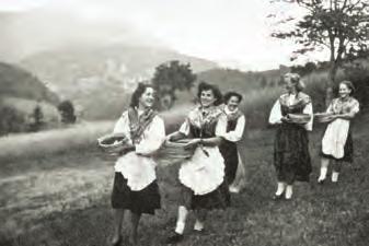 In 1951, girls with blueberries were photographed in the Poljane Valley for advertisements.