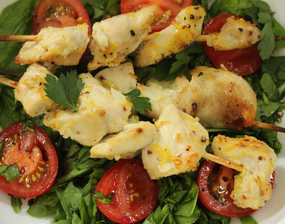 Lemon chicken skewers 2 garlic cloves, finely chopped juice of 1 lemon 1 tbsp olive oil pinch of ground black pepper pinch of sea salt pinch of red chilli flakes 180g fresh chicken breast, diced