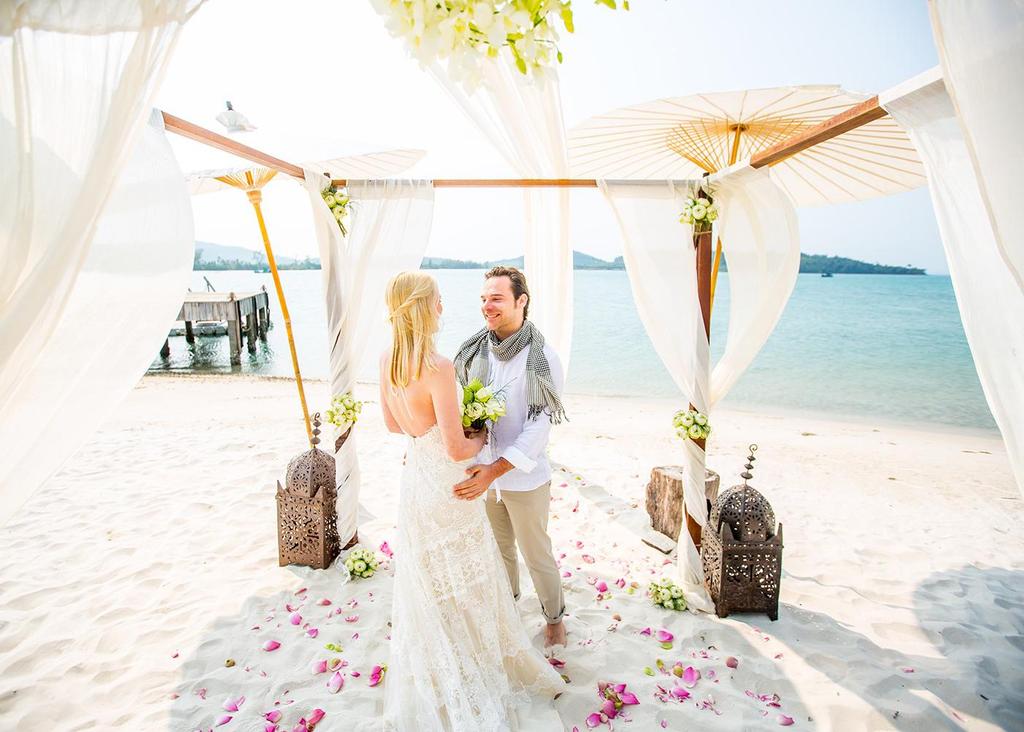 Beach Ceremony Facts Capacity on Beach Seating: 50 pax Dining: 48 pax Poolside Seating Dining: 2 pax (banquet style) Dining: 14 pax (family style) Beachfront ceremonies are amongst our most