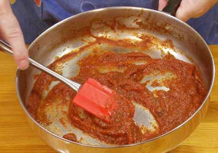 2 You can buy pizza sauce in many stores, but I usually prepare my own from jarred spaghetti sauce.