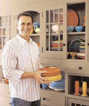 MUCH OF THE FIESTA WARE in the kitchen pantry came from Darren s grandmother. We used it for our big family dinners, he remembers. All the kids loved the mix-and-match feel.