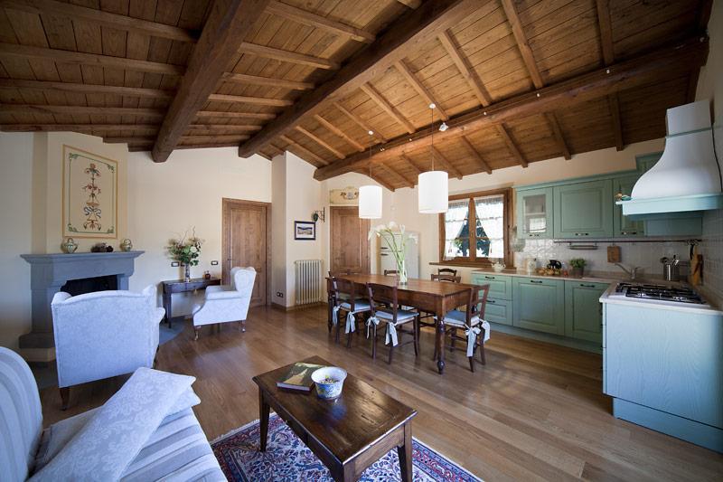 The villa has been recently and lovingly restored, maintaining many traditional Tuscan features such as vaulted, wooden ceilings and beams.