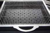 STAINLESS STEEL Model GRILL GRATE WITH V-GROOVE Dimensione Peso Dimensione Peso BL 70 63x44 3,60 Kg BL 70 63x44 6,4