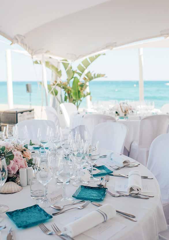 WEDDINGS Our space on the beach makes La Milla Marbella a privileged place to celebrate your wedding.