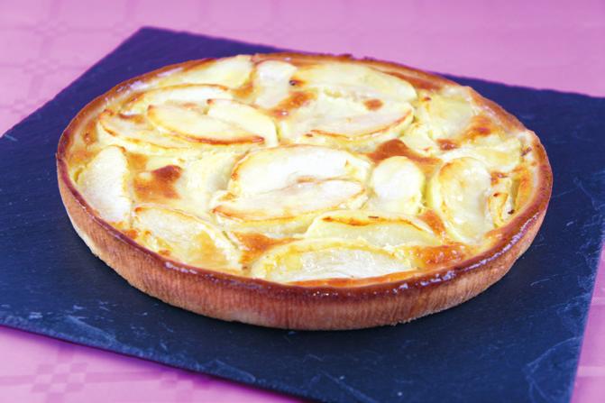 Tarts and apples As an apple producer and processor, it is absolutely natural for apple tarts to be our