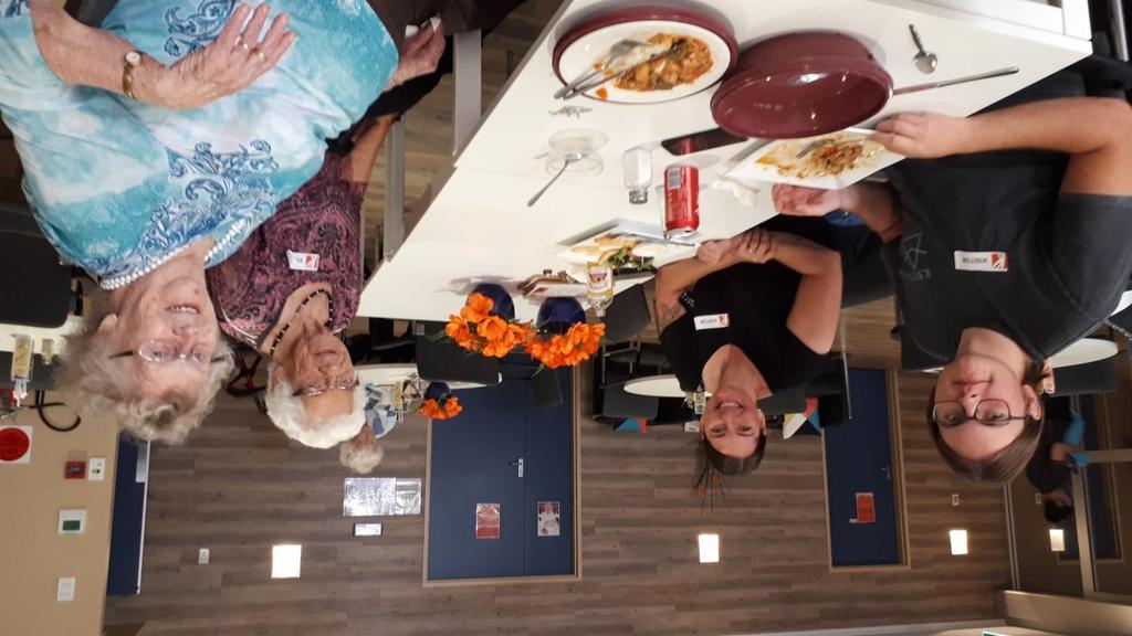 PHOTO PAGE Annie welcomed her visitors from her home town of Renmark. They enjoyed a very pleasant catch up over lunch in the Kleine Café. Remembrance Day has a special significance in 2018.