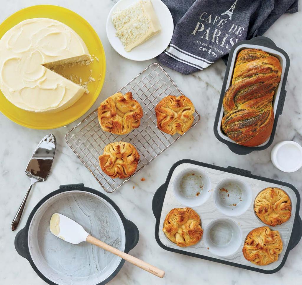 Silicone interior for quick, easy release. New and Trudeau Fluted ake Pan, 10 ups eautiful, evenly cooked cakes that release easily every time.