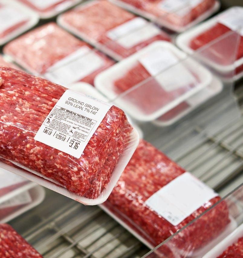 Selecting Ground Beef Select beef with a bright cherry-red color. Beef in a sealed bag typically has a darker purplish-red color. When exposed to the air, it will turn a bright red.