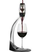 seconds! The carafe also includes an adaptor that holds the Red Aerator.