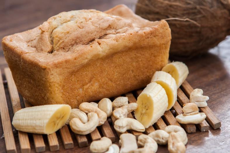 Coconut-Cashew-Banana Bread Servings: 36 6 bananas, mashed 3 large eggs ¾ cup coconut oil 1 ½ cups sugar 420ml can light coconut milk 3 cups unbleached allpurpose flour 3 cups whole-wheat pastry
