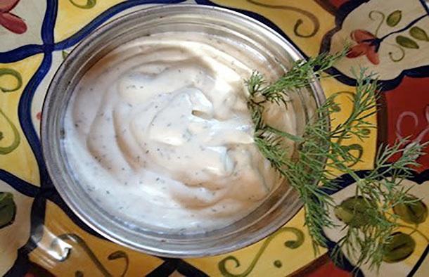 DAIRY FREE RANCH DRESSING I wanted a dairy free ranch dressing to go with a Cobb Salad I had made (recipe coming up next). I knew that traditional ranch dressing had dairy.