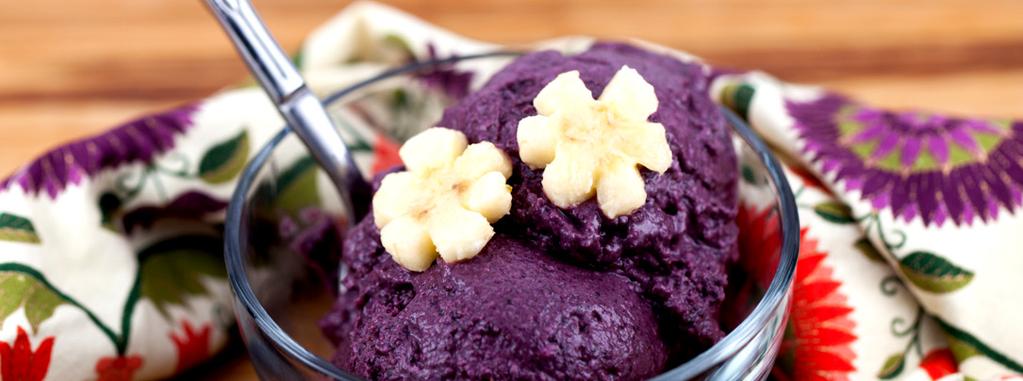 Within nutritional pulp and skin, Acai berries are packed with antioxidants, amino acids, fibre, essential fatty acids, vitamins and minerals, making it a