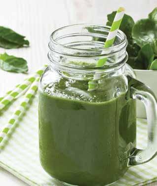 5 cm peeled ginger 2 cups kale leaves or baby spinach 1 lime, juiced 1 cup water 2 scoops of the