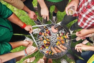 Barbequing and Cancer Risk Canadian Cancer Society: HCAs and PAHs may increase risk of certain cancers Research: barbecuing may