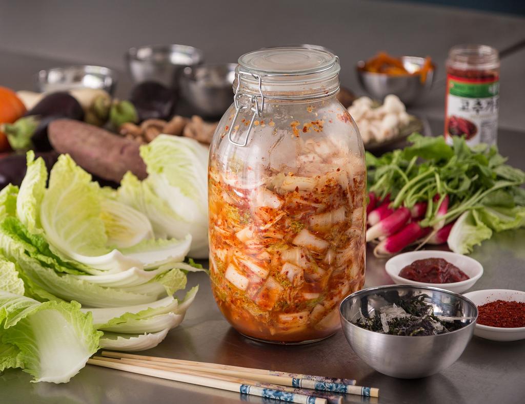 VEGETARIAN KIMCHI Mix the sesame oil and shoyu in a jug. Have all the vegetables prepared in advance and in separate bowls. Blanch the carrot for 2 3 minutes until just tender.