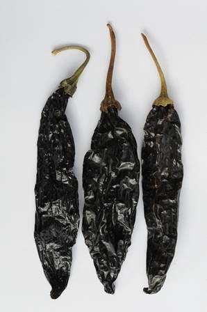Provisions concerning tolerances, whole dried chilli