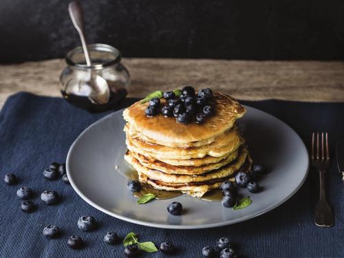 Recipes : 50 g oatmeal flour 2 eggs 30 g of lineseed protein powder a pinch of salt and sugar Protein pancakes Mix eggs and add the oatmeal flour. Add linseed protein powder, salt and, sugar.