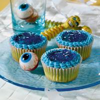 Blue Goo Cupcakes Serves: 24 1 package (18-1/4 ounces) white cake mix, plus ingredients to prepare mix Blue food coloring 1 package (6 ounces) blue gelatin Blue decorator icing Preheat oven to 350 F.