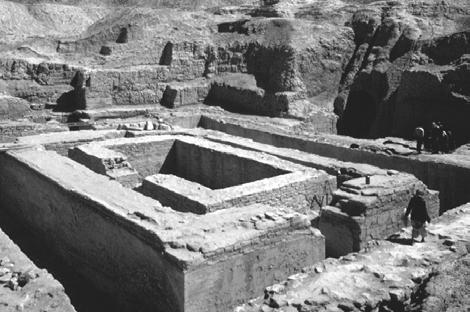 34 The Centre of Urban Life: The Temple Uruk in Mesopotamia.