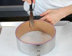 9. Smoothing With your offset spatula, smooth the buttercream or mousse evenly across the entire mold.