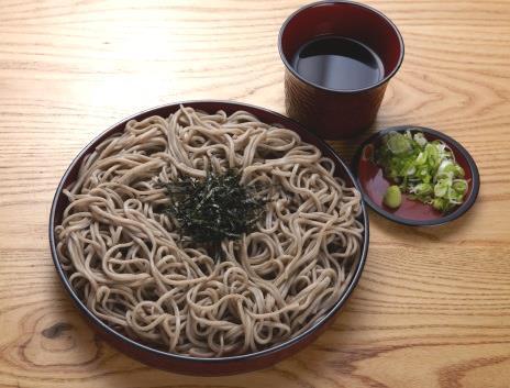 Our soup noodles go well with a sprinkling of Shichimi or seven flavoured condiment (in the little red bottle). But be careful: of the seven ingredients, the main one is chilli powder そば SOBA 8.