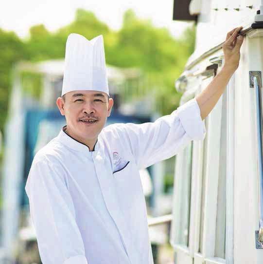 With over years of experience in Chinese Kitchens, Master Chef Chong has travelled and worked far a field to broaden his knowledge.