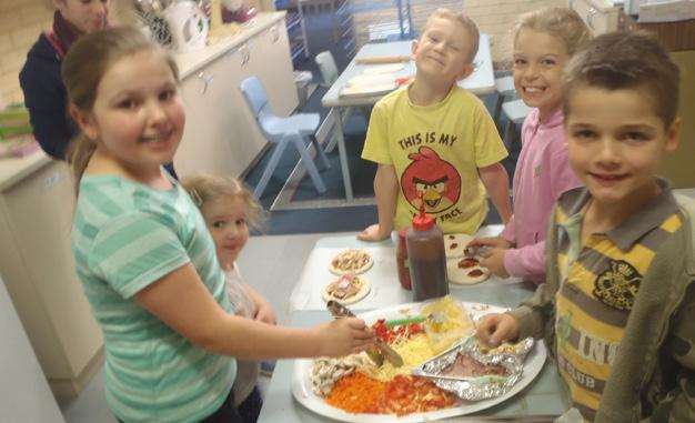 5:30pm Art and craft - Dreamcatcher Morning tea - Fruit platter and cookies Cooking -