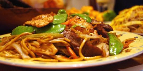 Lo Mein and Mai Fun Pork or Chicken Lo Mein... 8.25 Beef Lo Mein... 8.75 Vegetable Lo Mein... 7.50 Jumbo Shrimp Lo Mein... 9.25 House Special Lo Mein... 9.75 Chicken, Beef, Jumbo Shrimp and Soft Noodles Singapore Mai Fun.