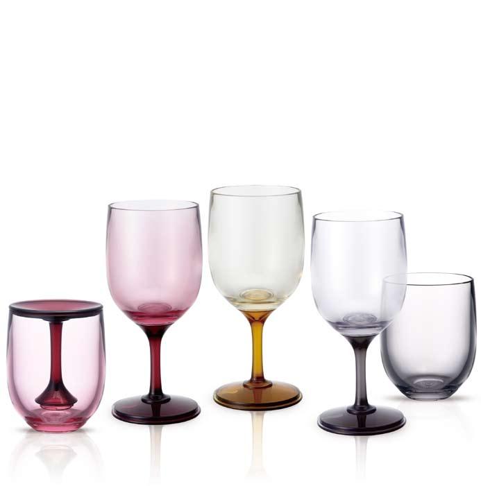 ROSETTE Upgrade Your Party with Elegance Elegant wine glass and champagne glass with leaf shape embossments make a luxurious impression on the table.
