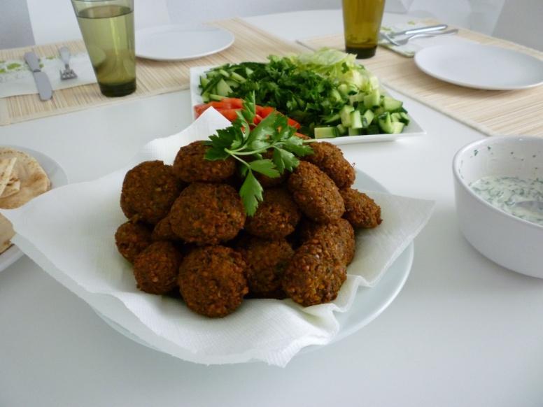 Falafel (Recipe from Hana in the Green Skills for Education and Employment Class) 1 cup dried chick peas 2 cups dried peeled broad beans ½ cup chopped parsley ¼ cup chopped fresh coriander 1 onion