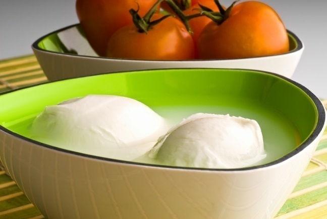 2. Why can't I store my Mozzarella in water like they do at the store? With this kind of Mozzarella, there is too much calcium loss when the cheese is submerged in brine. It becomes slimy.