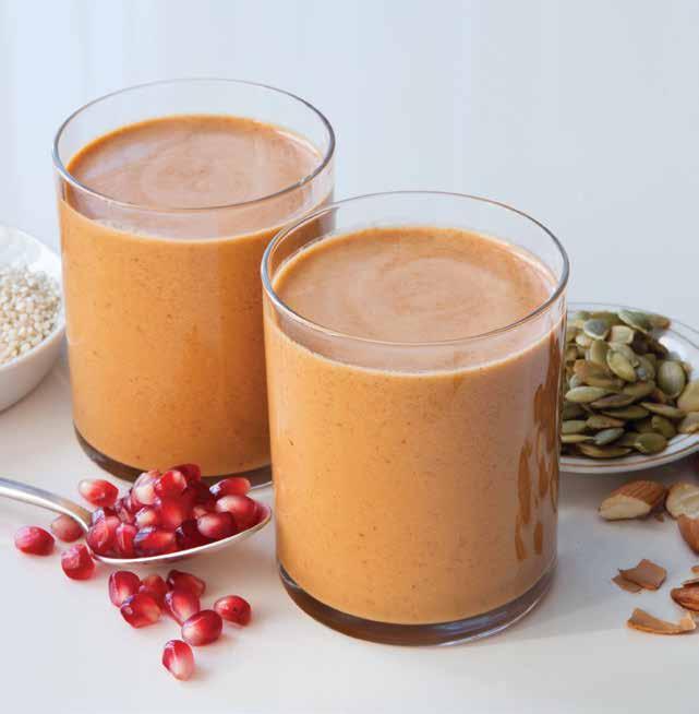 TRAIL MIX IN A GLASS J U ICES & SMOOTHIES MAKES: 2 SERVINGS 1 /4 cup raw unsalted almonds 1 /4 cup raw unsalted pumpkin seeds 1 tablespoon raw sesame seeds 1 /4 cup goji berries 2 Select SMOOTHIE.