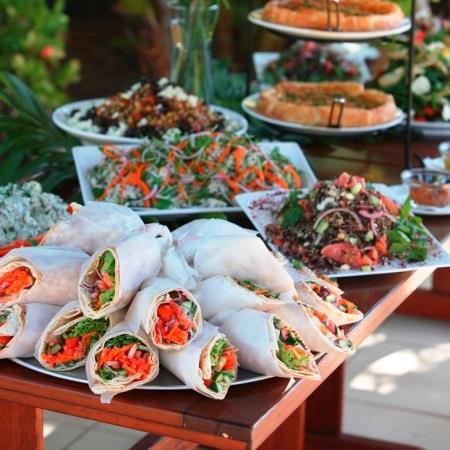 special dietary options Please note all lunch menus include Fruit Juice, Soft Drink & Water Upgrade your lunch menu for an additional $8pp Thai Green Chicken or Vegetable Curry with Steamed Rice or