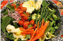 Garden Fresh Salad The best salads are a cornucopia of fresh vegetables, with little or no added fat.