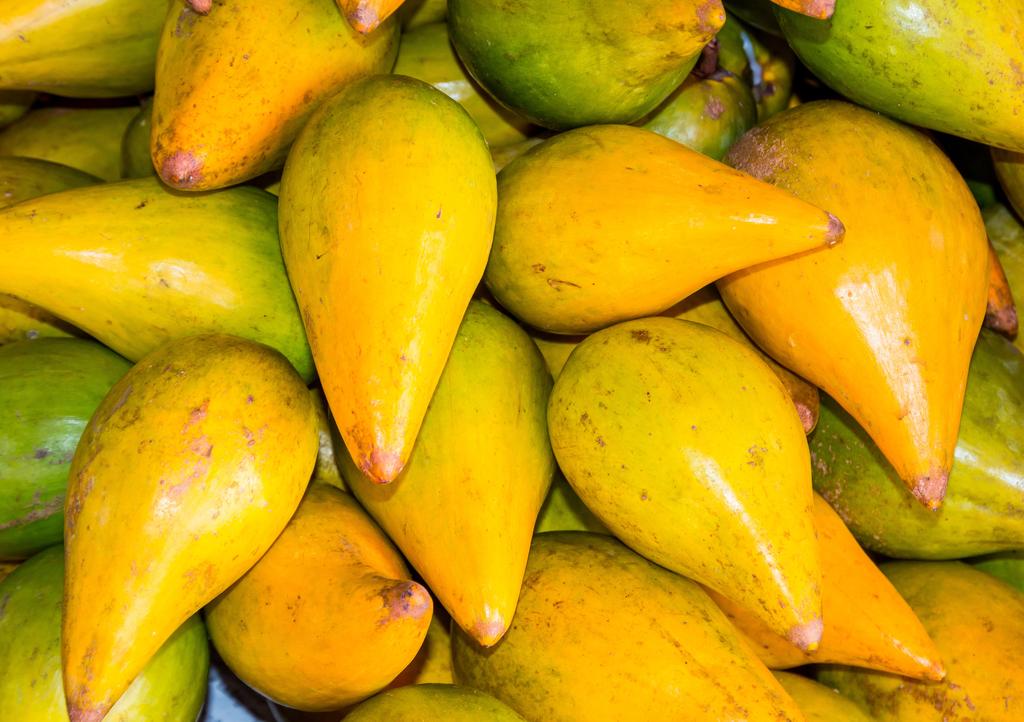 LUCUMA 2018 FLAVOR INSIGHT REPORT Not quite a kitchen staple everywhere just yet, the lucuma