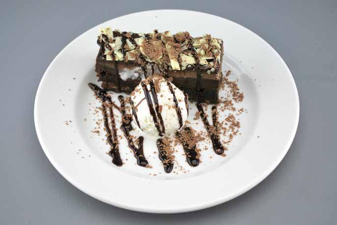 Mud Pie You ll need: Starter Plate Mud Pie Vanilla Ice Cream Flake Chocolate Sauce 1 Portion 1 Scoop ½ Each 15ml 1.