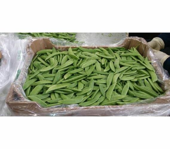 Shape is a flat-podded variety of pea, the taste is very sweet Crispy Which eaten whole while the peas inside are