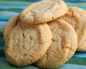 BASIC COOKIES MAKES 35 COOKIES Prep time: Cooking time: 15.min 15min 225 g butter, at room temperature 110 g caster sugar 275 g plain flour ground spices, or finely grated zest (optional) 1.