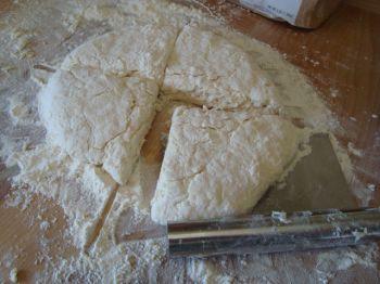 P/7 TRADITIONAL IRISH HOT PLATE BREADS USE SODA FLOUR IF YOU CAN GET IT THEN NO NEED FOR ADDITIVES SODA BREAD MIX (A SIMPLE MIX BUT DIFFICULT TO GET RIGHT.