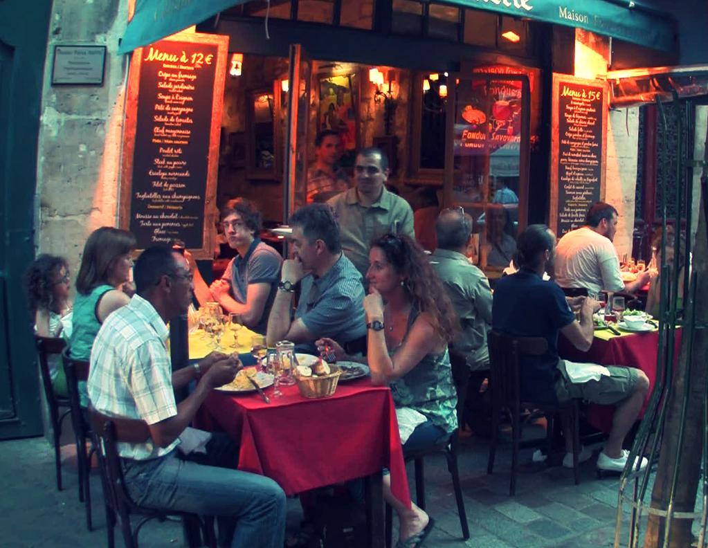 RESTAURANT ETIQUTTE: The one thing that every culture has in common is food. Food is the thing that brings people together, no matter where they are from. While you are in the U.S., you will most likely be eating in restaurants.