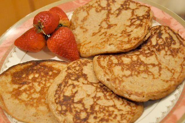 Recipes Breakfast: Coconut Flour Pancakes Here s a great low carb pancake recipe. Eat these without guilt just don t smother them in syrup.