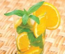 Orange Mint Flavoured Water Ready in: 5 minutes Servings: 12 3 3 large oranges, washed, sliced 3 10 mint leaves, washed 10 3L cold tap water 12 Cups, or 3000
